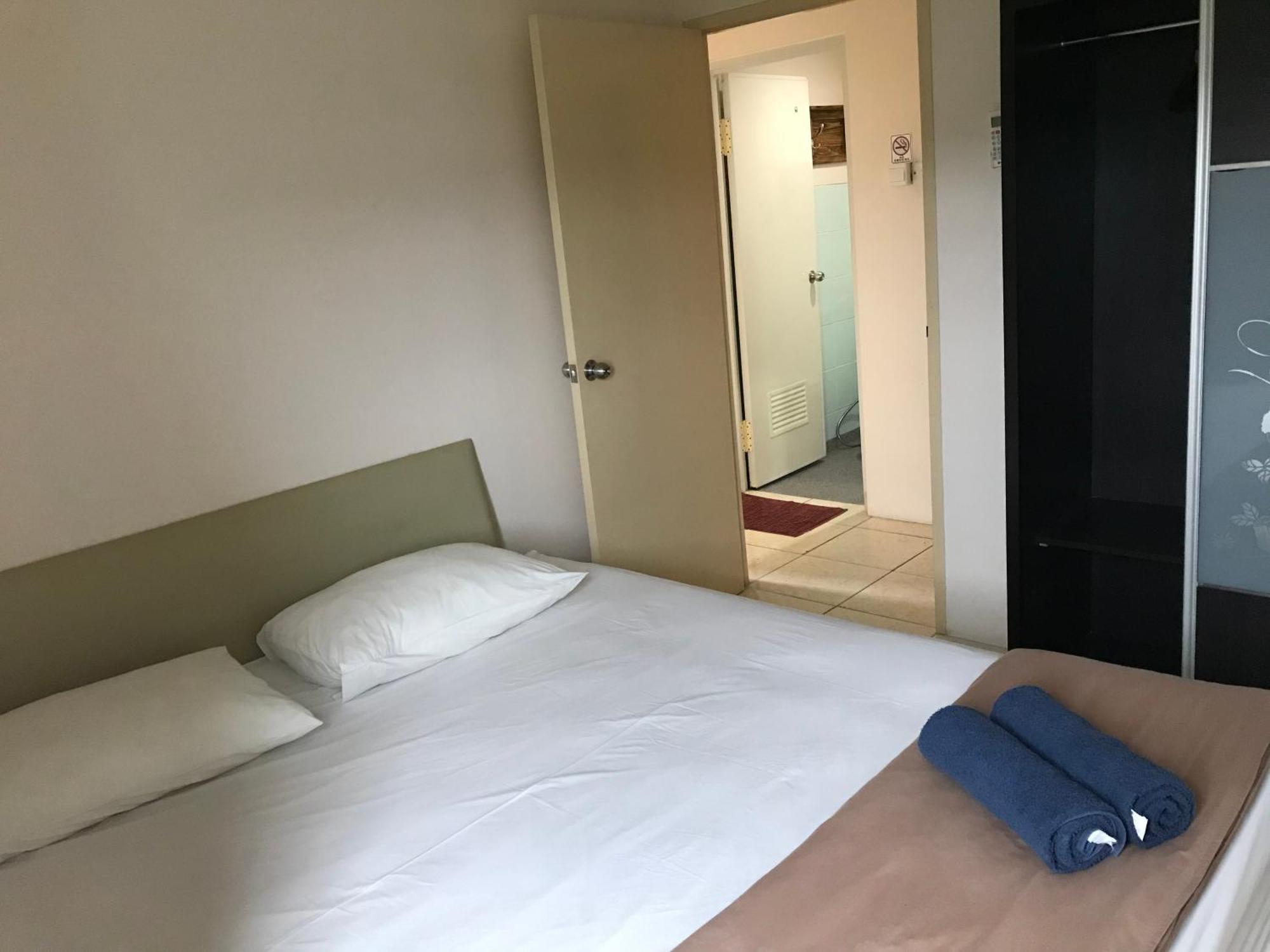 Queen Victoria Apartment Batam ห้อง รูปภาพ
