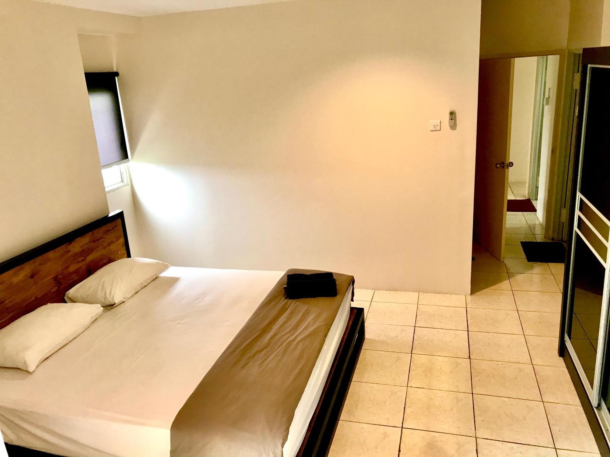 Queen Victoria Apartment Batam ห้อง รูปภาพ